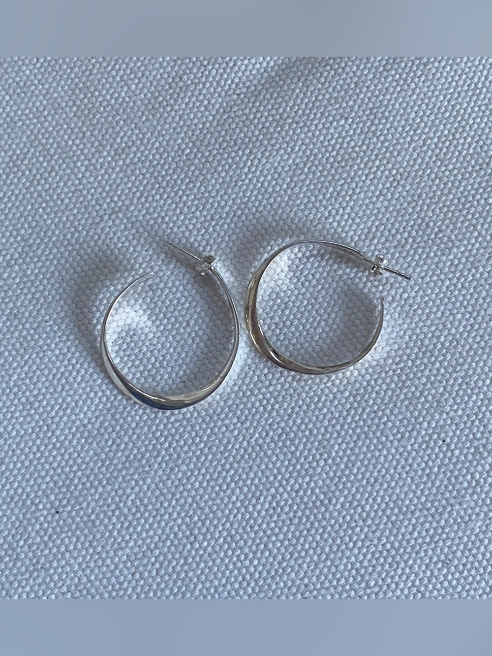 Vintage 925 Sterling Silver Crescent Open Hoop Post Earrings